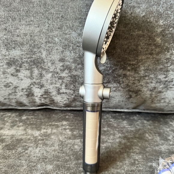 HydroBoost High Pressure 5 mode filtered shower head - Picture 2 of 7